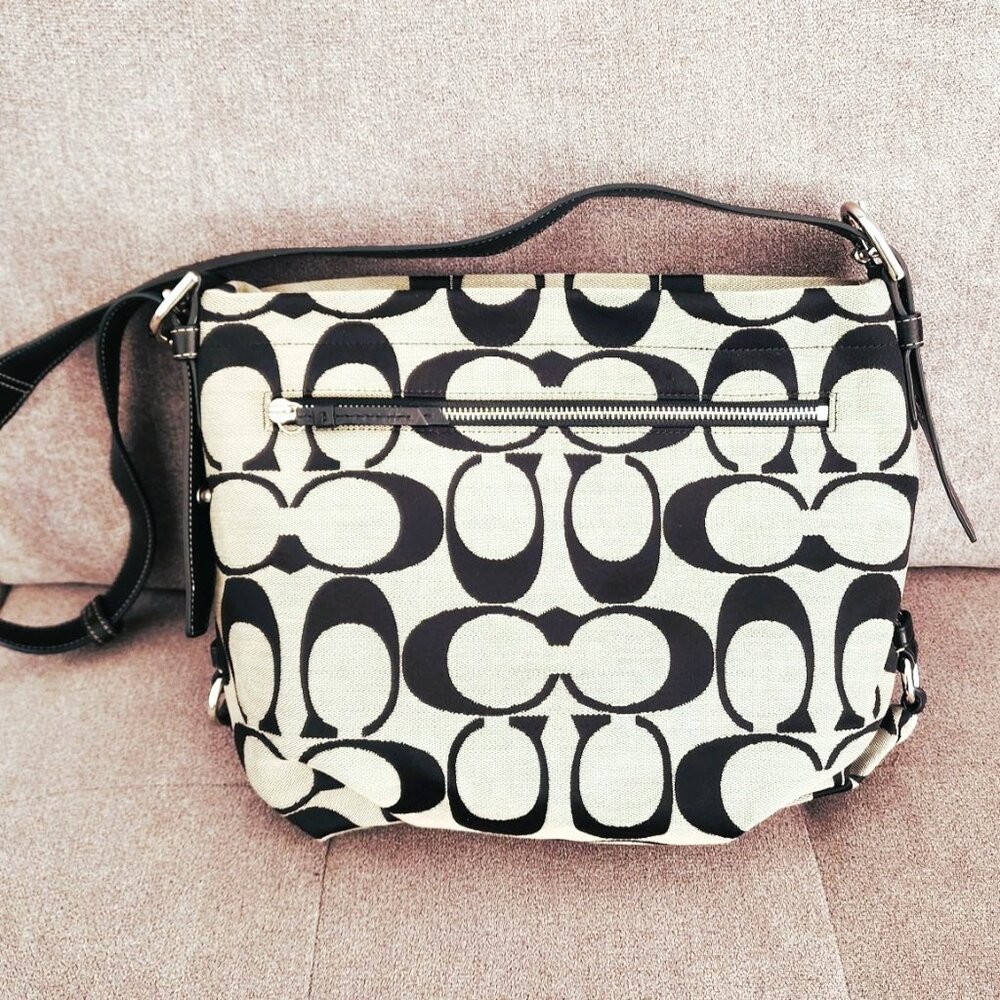 Coach Black And White Signature Shoulder Bag With Logo